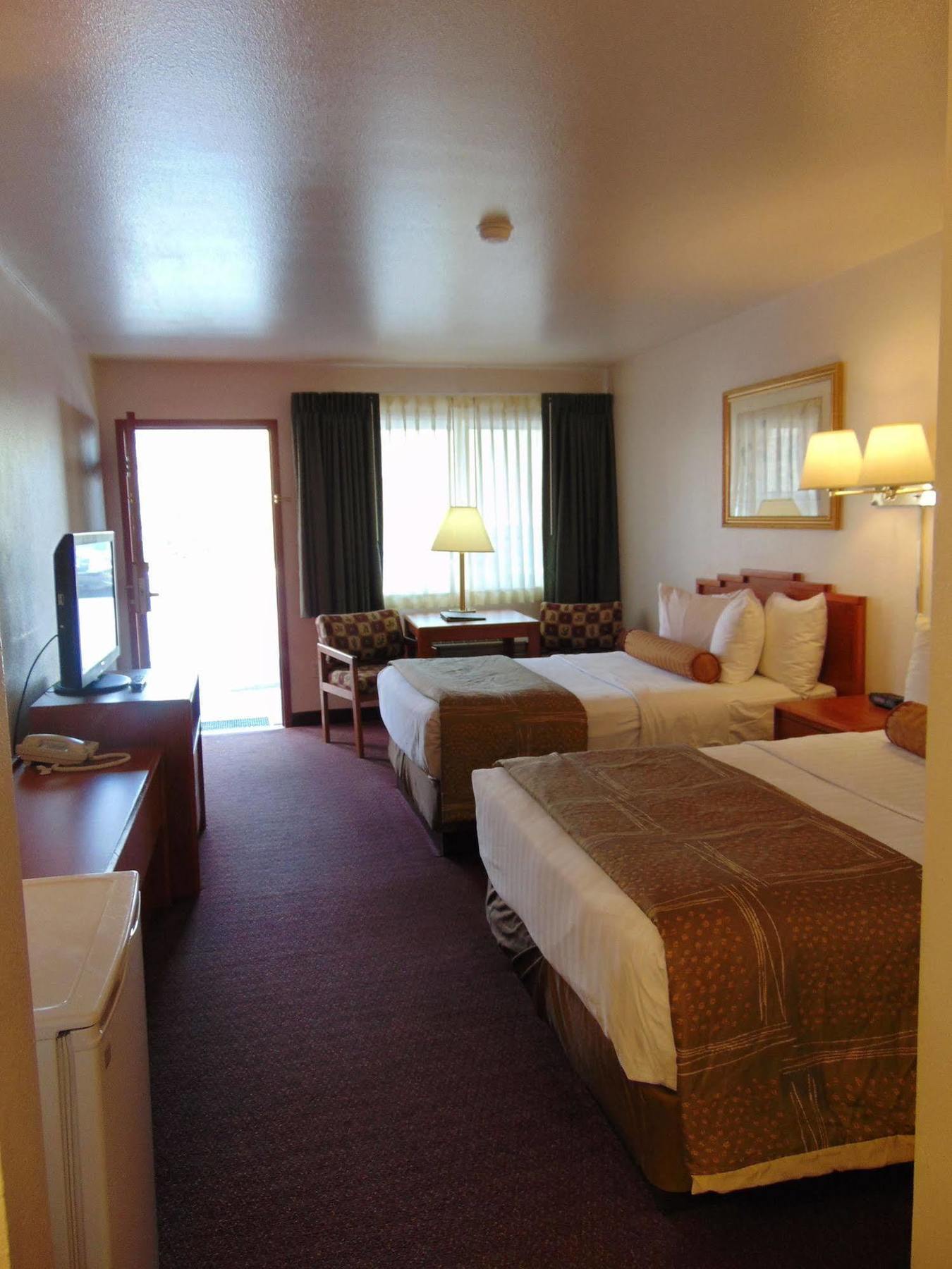 Magnuson Hotel